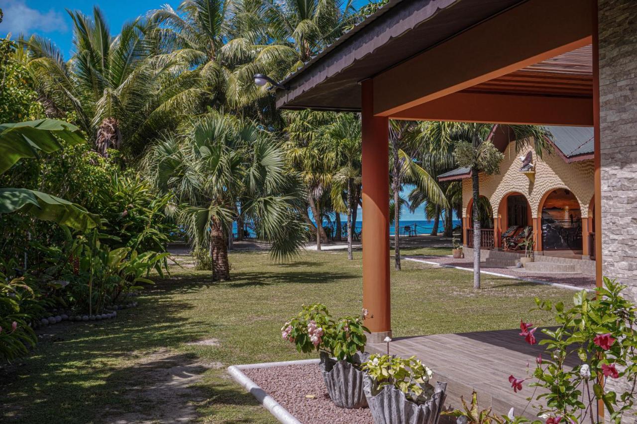 Anse Kerlan Beach Chalets Exterior photo